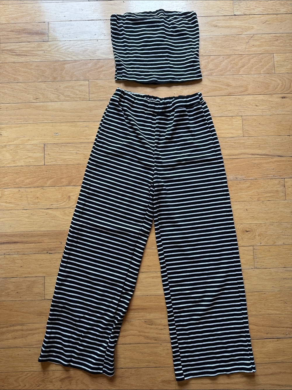 Striped Set in Black & White